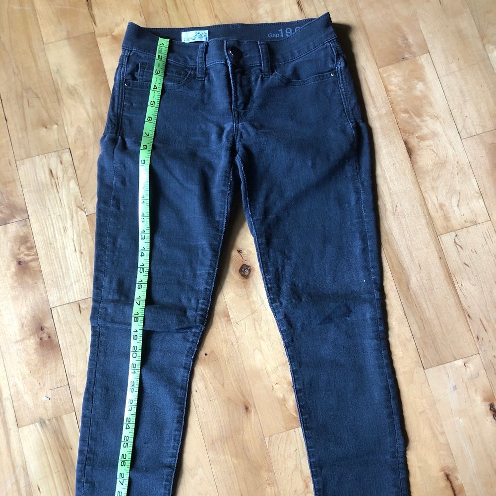 Gap 1969 Black Legging Jean waist 25/0